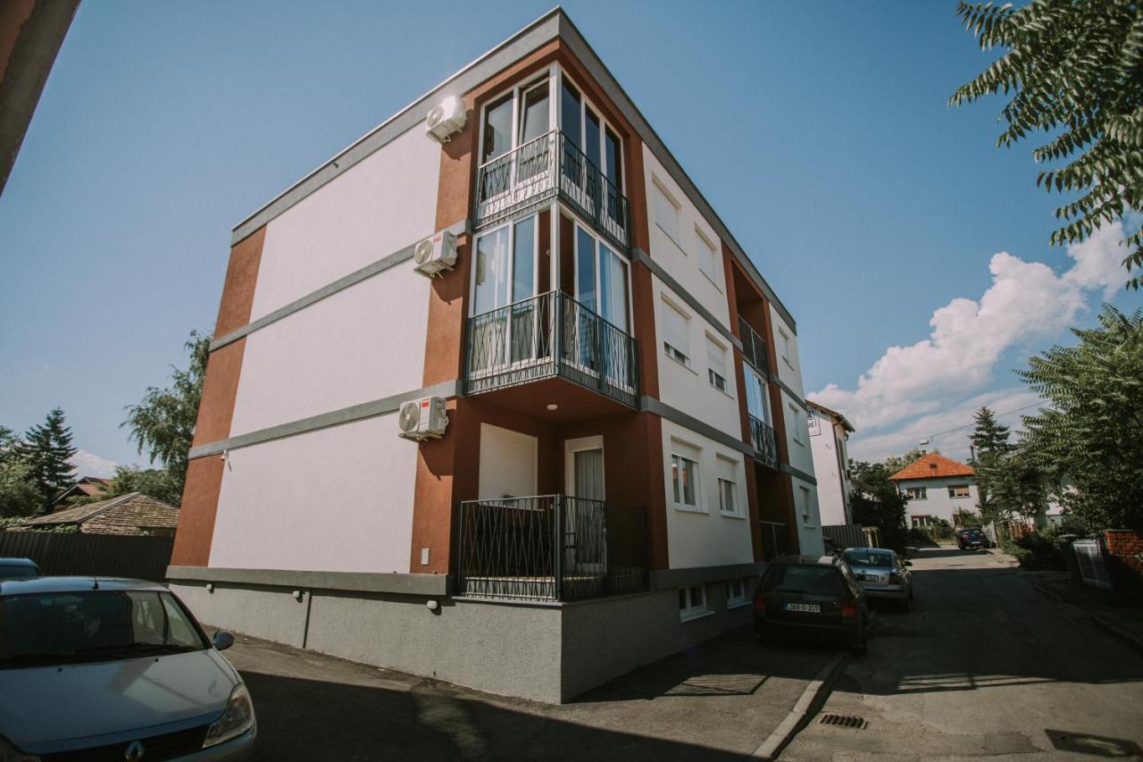 Apartment Vila Idila Tuzla Buitenkant foto