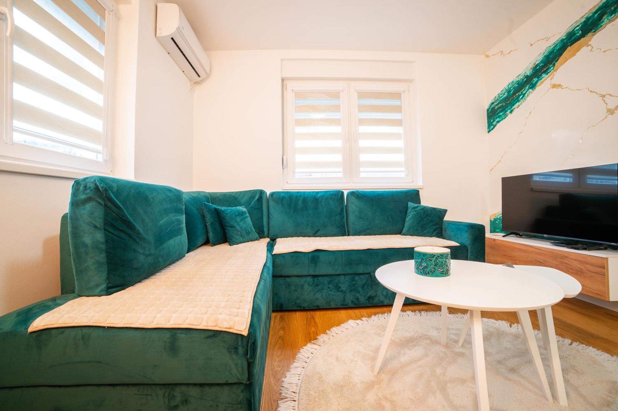 Apartment Vila Idila Tuzla Buitenkant foto