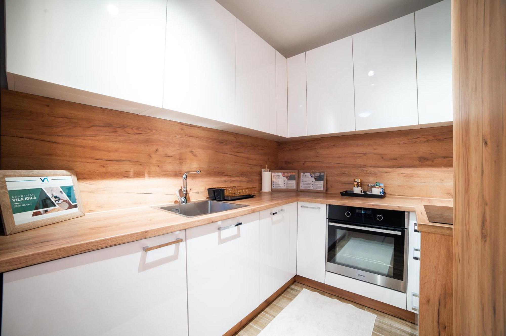 Apartment Vila Idila Tuzla Buitenkant foto