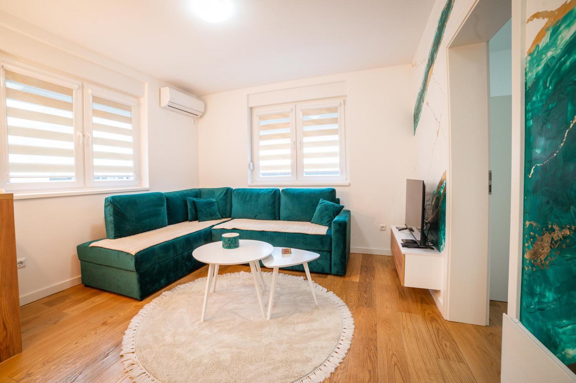 Apartment Vila Idila Tuzla Buitenkant foto