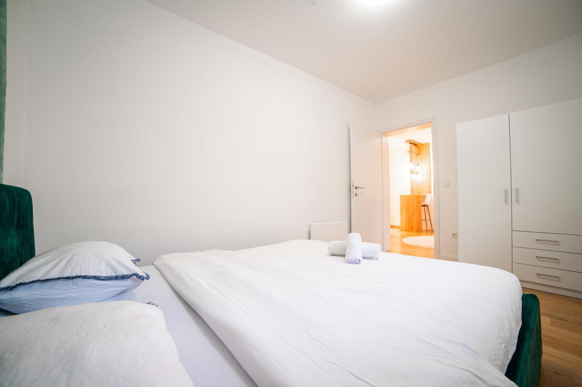 Apartment Vila Idila Tuzla Buitenkant foto
