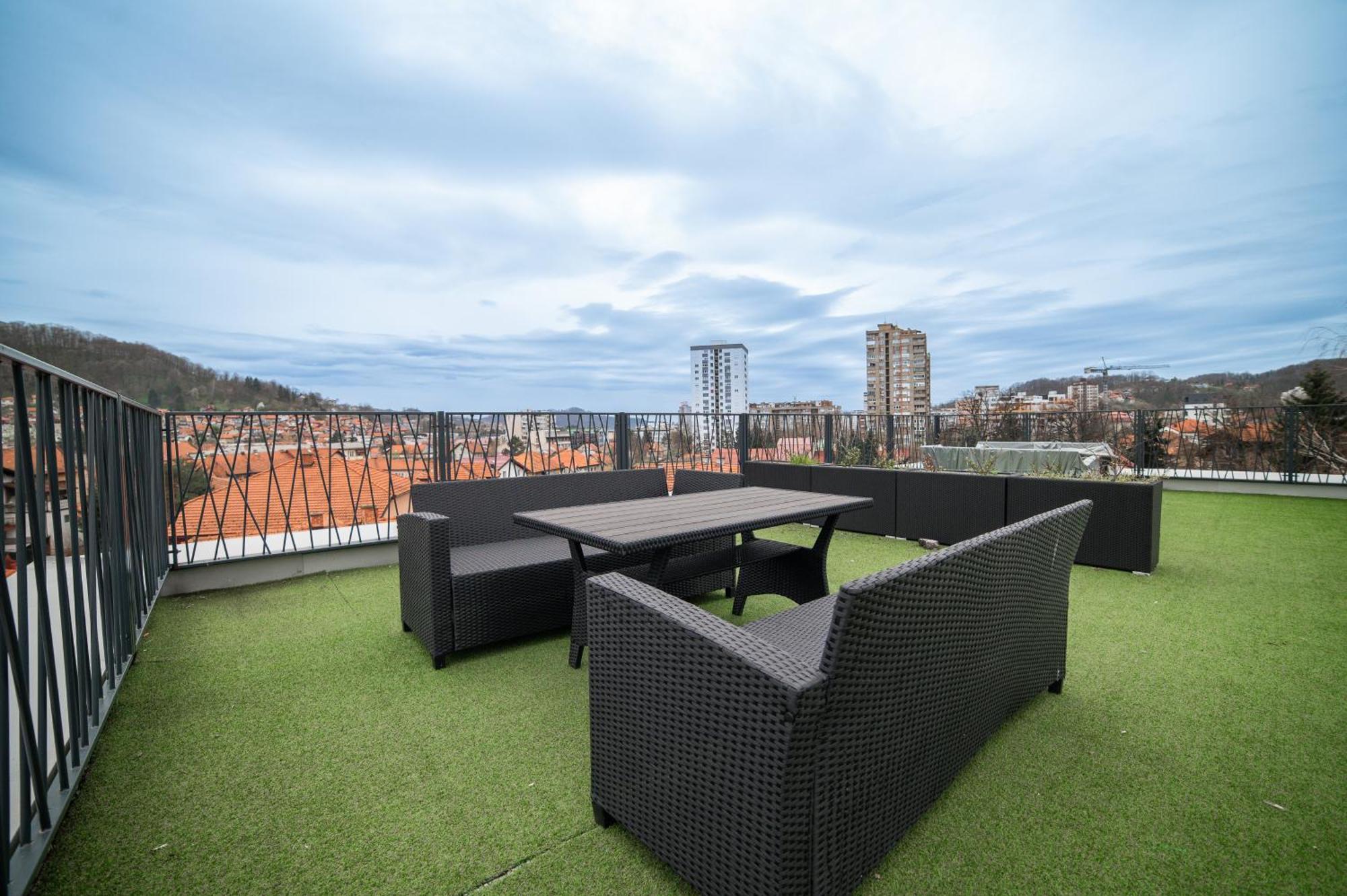 Apartment Vila Idila Tuzla Buitenkant foto